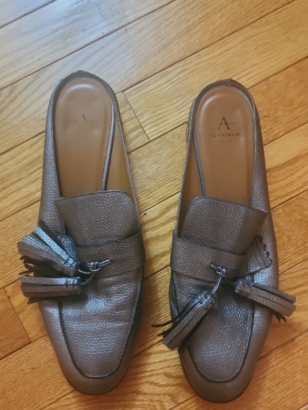 Aquatalia Stella Metallic Gray Tumbled Platinum  Leather Tassel Mules